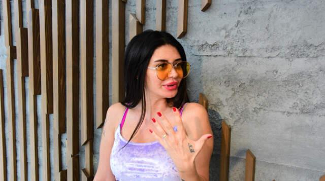 Ebru Polat, Hande Doğandemir'le Ayrıldıktan Kısa Süre Sonra Evlenmeye Karar Veren Mert Fırat'a Sert Çıktı