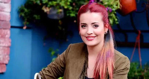 Ünlü Oyuncu İrem Sak, Düzgün Fiziğiyle Göz Kamaştırdı! Ünlü Oyuncu İrem Sak, Düzgün Fiziğiyle Göz Kamaştırdı!