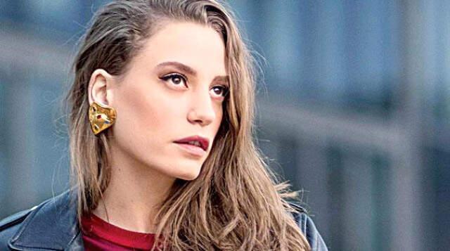 Ünlü Oyuncu Serenay Sarıkaya, Kerem Bursin'i Yalnız Bırakmadı