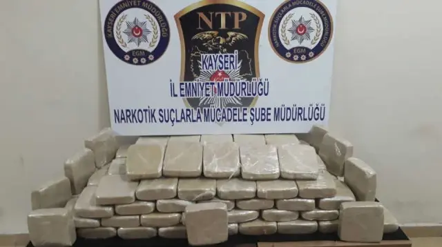 Uyuşturucu Tacirlerine Darbe: 115 Kilogram Eroin Ele Geçirildi