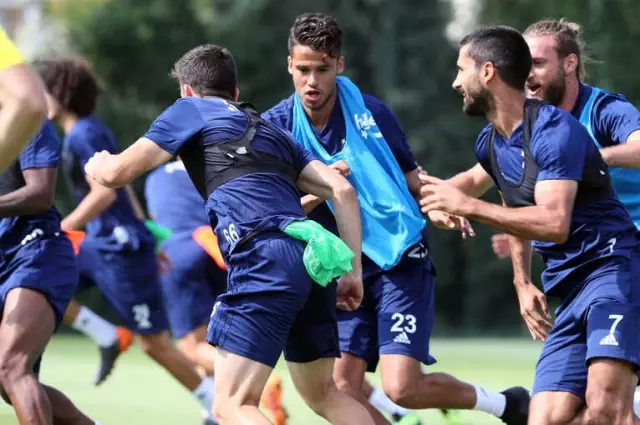 Fenerbahçe Hücum Çalıştı