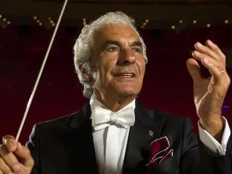 Orkestra Şefi Aykal: Sanat ve Halk Müziği, Klasik Müzikle Çatışmaz Orkestra Şefi Aykal: Sanat ve Halk Müziği, Klasik Müzikle Çatışmaz