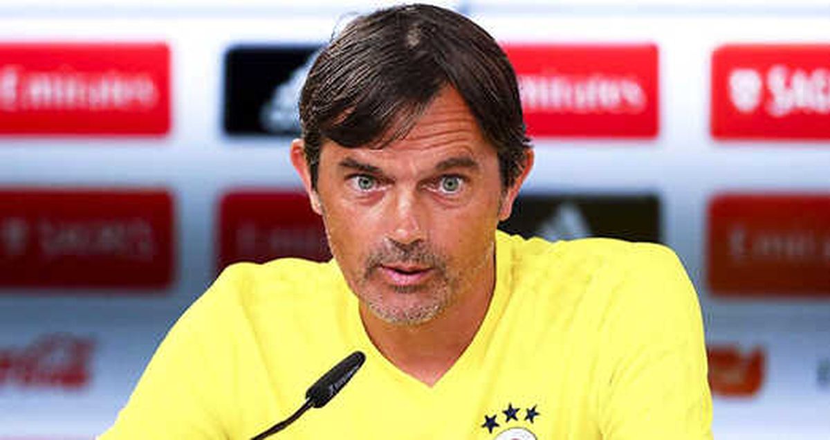 Phillip Cocu, Fenerbahçe'ye Yıllık Maaş Yükü 120 Milyon Lira Olan 7 Oyuncuyu Avrupa Dışında Bıraktı