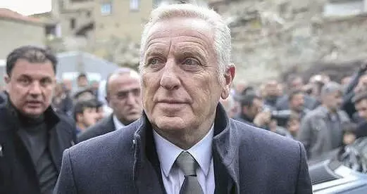 TFF Başkan Vekili Ali Dürüst: Sezon Sonunda Yabancı Sınırı Değişecek TFF Başkan Vekili Ali Dürüst: Sezon Sonunda Yabancı Sınırı Değişecek