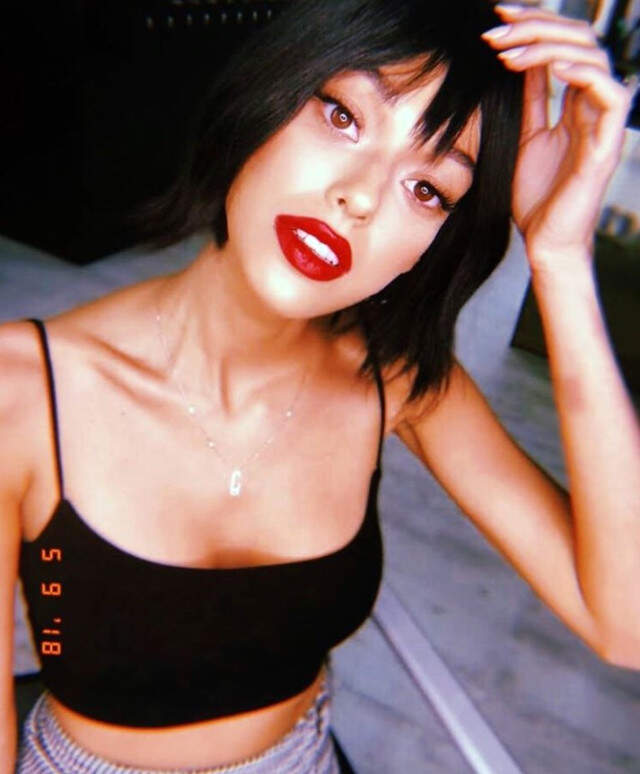 Victoria Secret Seçmelerine Çağrılan Dilan Çiçek Deniz, İmaj Değiştirdi