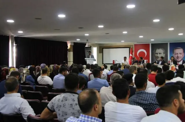 AK Parti'den 'Daraltılmış Danışma Meclisi' Toplantısı AK Parti'den 'Daraltılmış Danışma Meclisi' Toplantısı