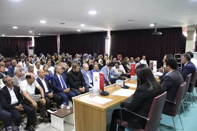 AK Parti'den Van'da 'Daraltılmış İl Danışma Meclisi' Toplantısı AK Parti'den Van'da 'Daraltılmış İl Danışma Meclisi' Toplantısı