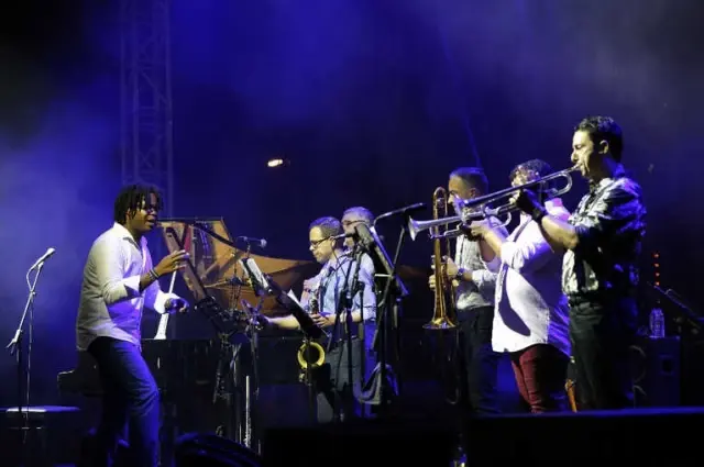 Antalya Sahilinde Küba Rüzgarı Esti Antalya Sahilinde Küba Rüzgarı Esti