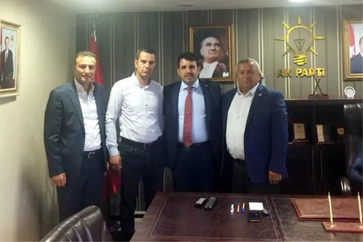 Bağımsız Meclis Üyesi AK Parti'ye Döndü