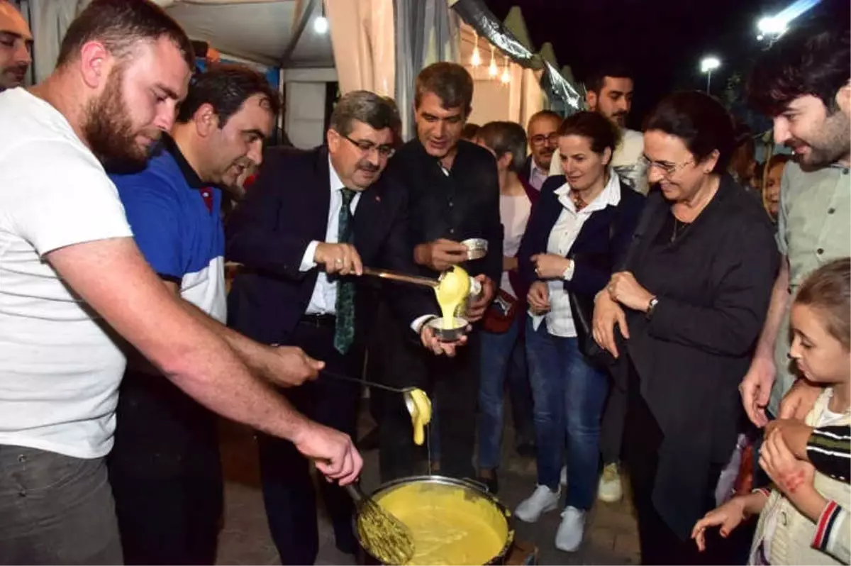 Başkan Can'dan Vatandaşlara Kuymak İkramı