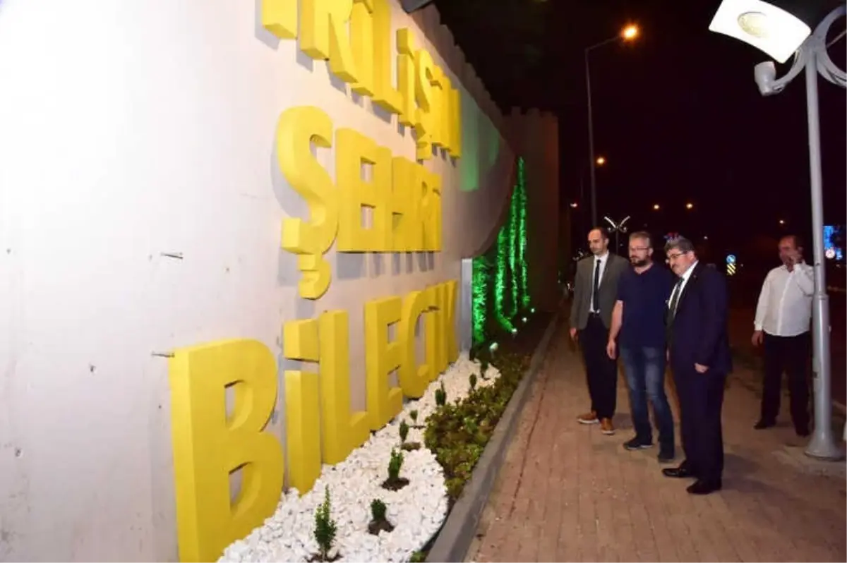 Başkan Can, Dikey Bahçe Çalışmalarını İnceledi