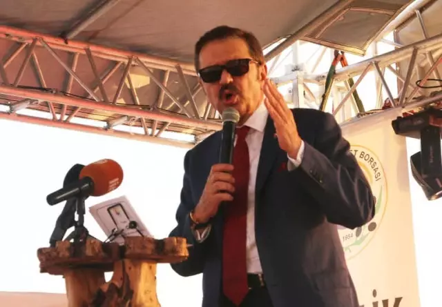 Bursa'da Uluslararası Zeytin Festivali Coşkusu Bursa'da Uluslararası Zeytin Festivali Coşkusu