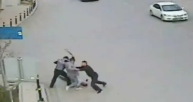 Güvenlik Görevlisini Döverek Öldüren 3 Sanık Müebbet Hapis Cezasına Çarptırıldı Güvenlik Görevlisini Döverek Öldüren 3 Sanık Müebbet Hapis Cezasına Çarptırıldı