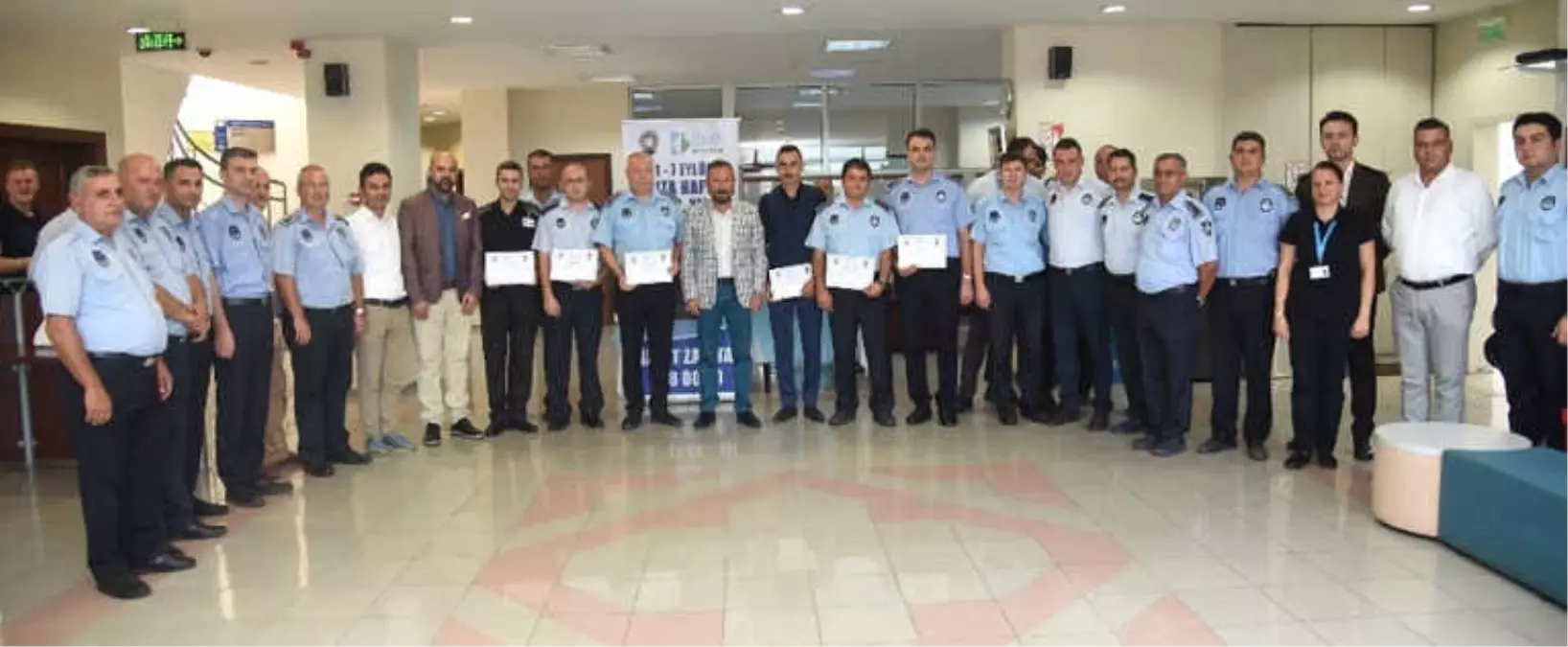 İzmit Belediyesi'nde Yılın Personelleri Ödüllendirildi