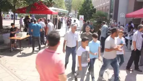 Kanuni Sultan Süleyman İçin Lokma Dağıtıldı Kanuni Sultan Süleyman İçin Lokma Dağıtıldı