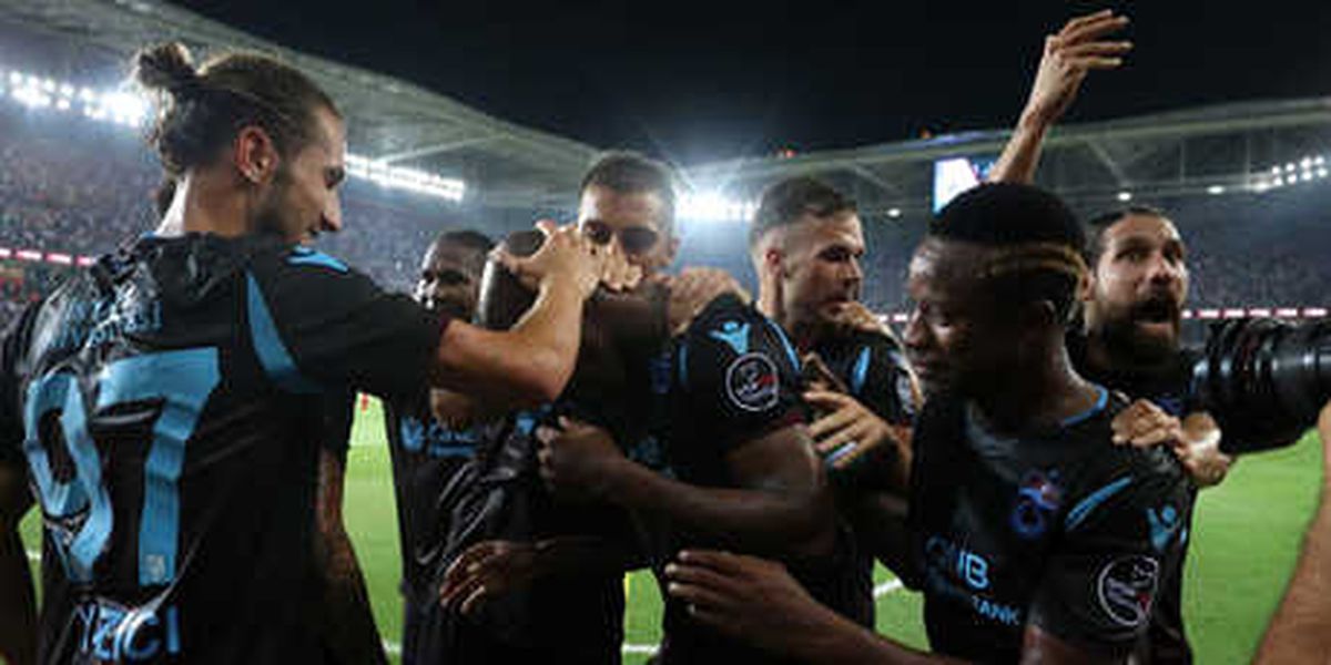 Trabzonspor İlk Yarıda Bitiriyor