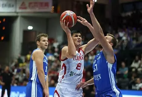 A Milli Erkek Basketbol Takımı, Super Cupta şampiyon oldu 62