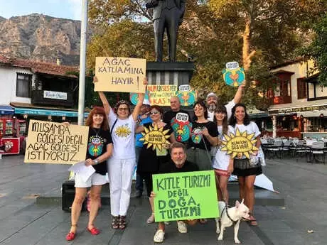 Antalya'da 'İklim İçin Ses Ver' Etkinliği