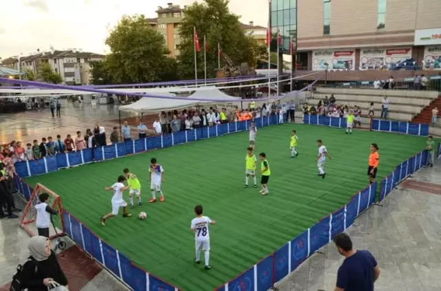 Minikler Futbol Heyecanını Misak-ı Milli'de Yaşadı