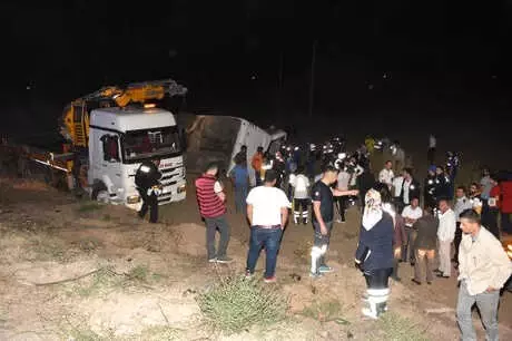 6 Kisinin Oldugu Otobus Kazasiyla Ilgili Soforun Ifadesi Ortaya Cikti Gaziantep
