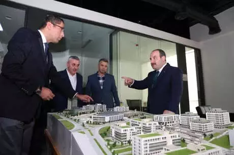 Bakan Varank: Bilişim Vadisi Dünya Ölçeğinde Teknoloji Üssü Olacak