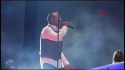 Izmir In 96 Nci Kurtulus Yil Donumunde Haluk Levent Konseri Haber