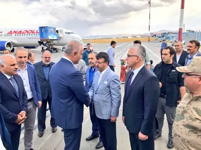 Kültür ve Turizm Bakanı Ersoy Van'da Kültür ve Turizm Bakanı Ersoy Van'da