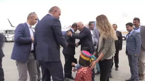 Kültür ve Turizm Bakanı Ersoy Van Urartu Müzesi'ni Gezdi Kültür ve Turizm Bakanı Ersoy Van Urartu Müzesi'ni Gezdi