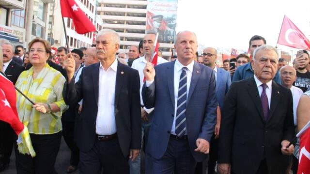Muharrem İnce'den Kurultay Açıklaması: Dereyi Görmeden Paçaları Sıvama