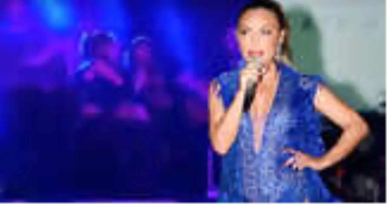 Ünlü Şarkıcı Ziynet Sali, Konserinde Baygınlık Geçirdi