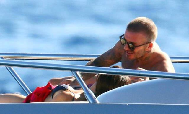 Boşanacakları Konuşulan Victoria Beckham ve David Beckham, Yatta Sarmaş Dolaş Görüntülendi