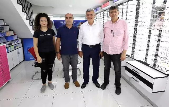 Esnafla Bir Araya Gelen Karaosmanoğlu: Sosyal Belediyecilik de Öncüyüz