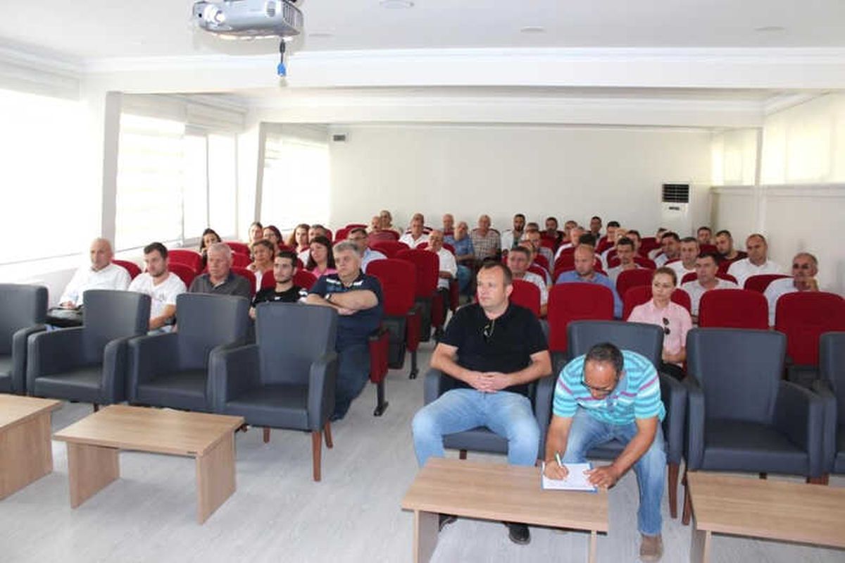 Kırklareli'de Bitki Koruma Ürünleri Toplantısı Yapıldı