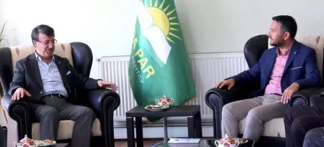 Türkmenoğlu'ndan Siyasi Partilere İadeyi Ziyaret Türkmenoğlu'ndan Siyasi Partilere İadeyi Ziyaret