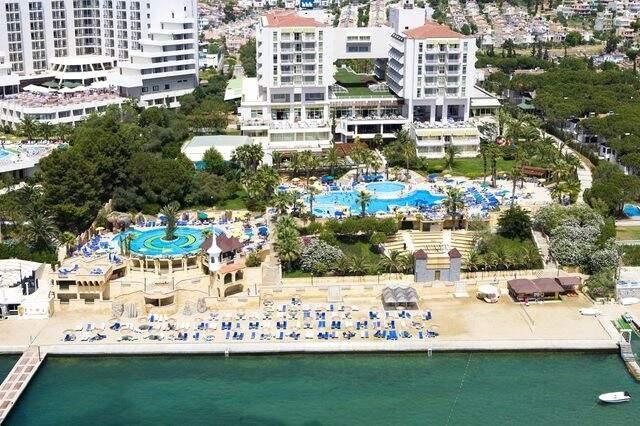 Eski TFF Başkanı Haluk Ulusoy'un Kuşadası'ndaki Ünlü Oteli İcradan Satıldı