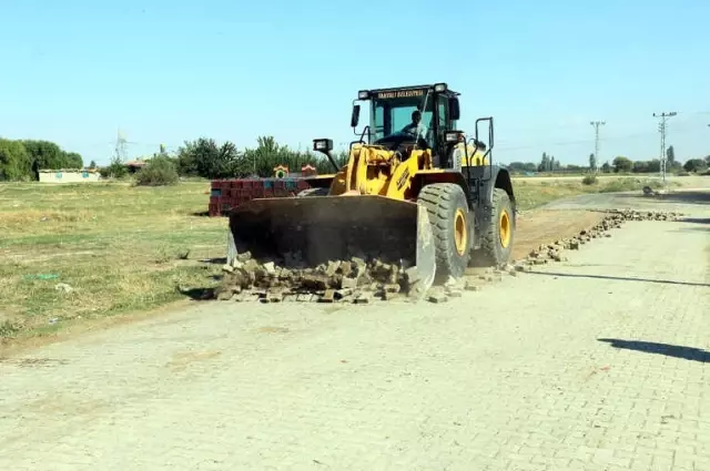 Yahyalı'da Yerköy Mahallesi Yol Yapım Çalışması Başladı