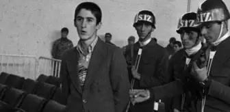 Savaş Ay: 12 Eylül Darbecileri Tarafından Yaşı Büyütülerek İdam Edilen Erdal Eren Kimdir? Savaş Ay: 12 Eylül Darbecileri Tarafından Yaşı Büyütülerek İdam Edilen Erdal Eren Kimdir?