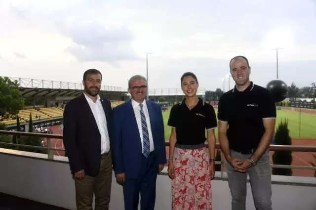 Antalya'daki Gloria Sports Arena'da Atletizm Şöleni Tamamlandı