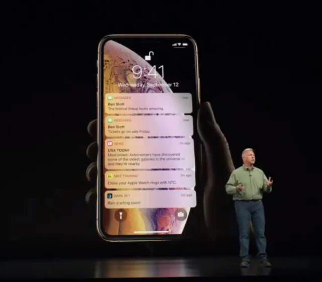 Apple Yeni iPhone'ları ve Diğer Ürünlerini Tanıtıyor