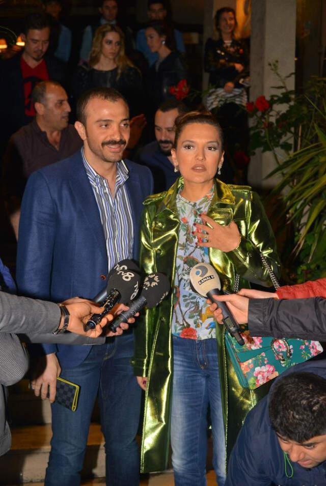 Ayrılığın İç Yüzü Ortaya Çıktı! Demet Akalın Okan Kurt'tan, Kızı Hira Durumdan Etkilendiği İçin Boşandı