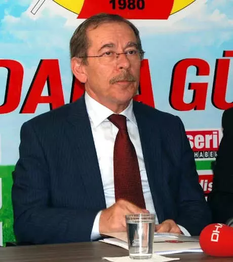 Döviz cinsinden borcumuz artıyor Döviz cinsinden borcumuz artıyor