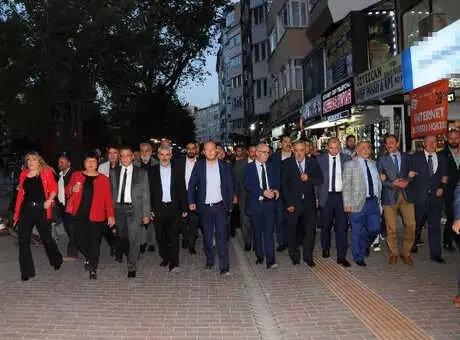 Eskişehir'de Ülkücü Gençlerin Anısına 'Şehitlere Saygı Yürüyüşü'