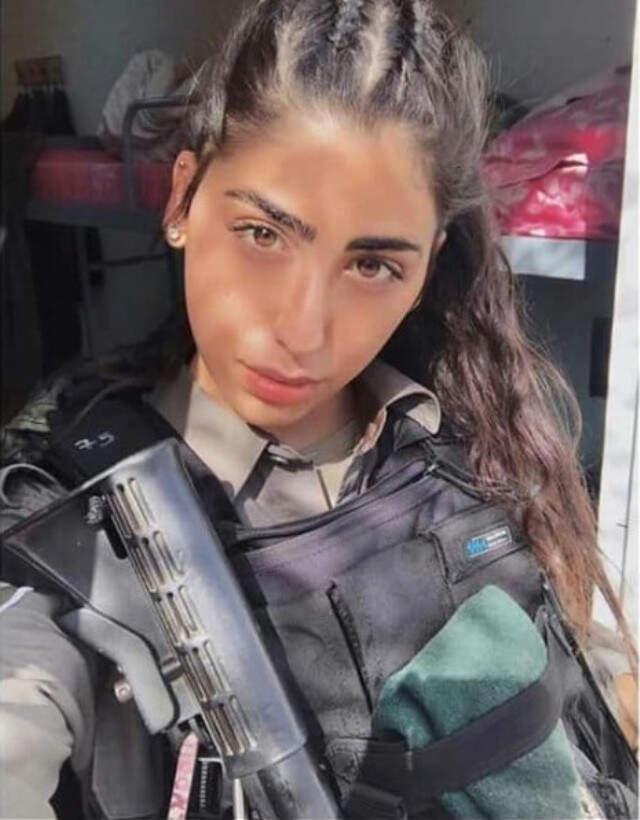 İstail Ordusundaki Türk Kızının Paylaşımı Sosyal Medyada Gündem Oldu