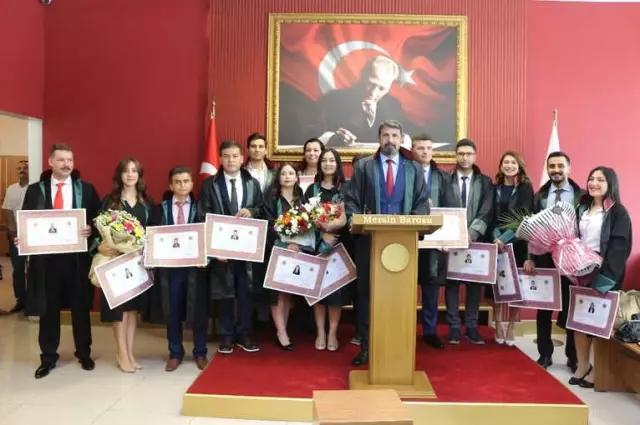 Mersin'de 14 Avukat Yemin Edip Cübbe Giydi