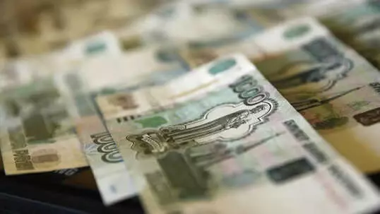 Rusya'nın Bütçe Fazlası 2 Trilyon Rubleye Yaklaştı