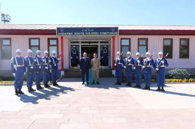 Vali Zorluoğlu'ndan, Asayiş Kolordu Komutanı Tümgeneral İlbaş'a Hayırlı Olsun Ziyareti