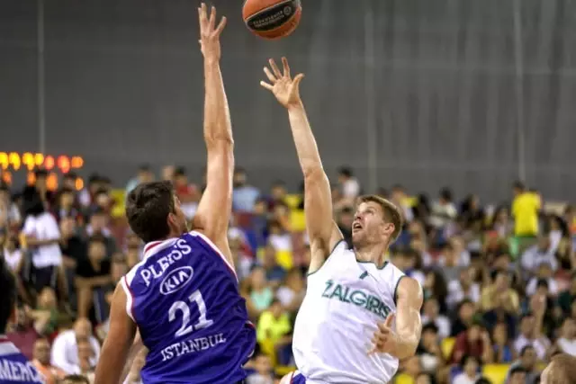 Gloria Cup Basketball Turnuvası Tüm Heyecanıyla Devam Ediyor Gloria Cup Basketball Turnuvası Tüm Heyecanıyla Devam Ediyor