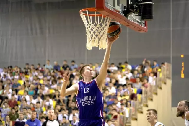 Gloria Cup Basketball Turnuvası Tüm Heyecanıyla Devam Ediyor Gloria Cup Basketball Turnuvası Tüm Heyecanıyla Devam Ediyor