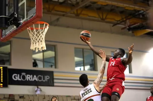 Gloria Cup Basketball Turnuvası Tüm Heyecanıyla Devam Ediyor Gloria Cup Basketball Turnuvası Tüm Heyecanıyla Devam Ediyor