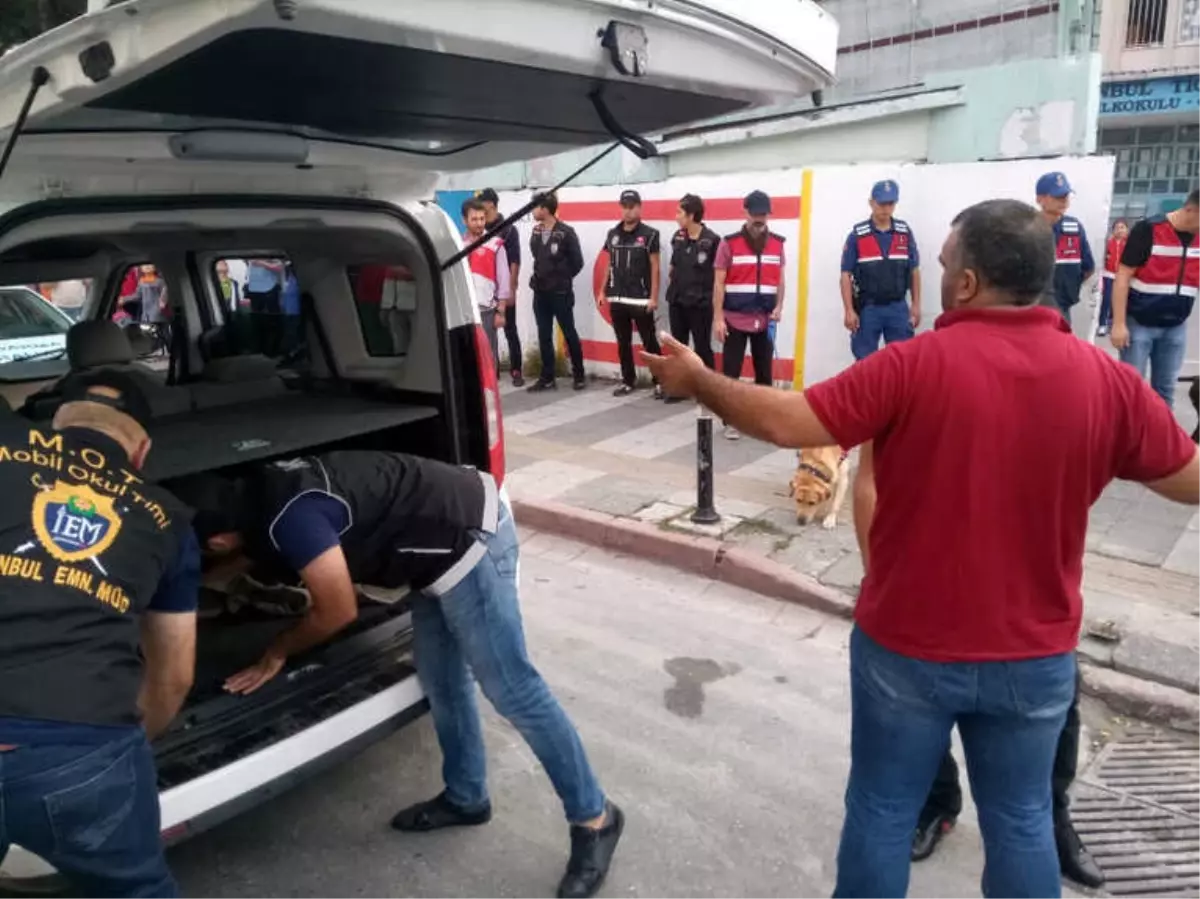 İstanbul'da Okul Önünde Uygulama